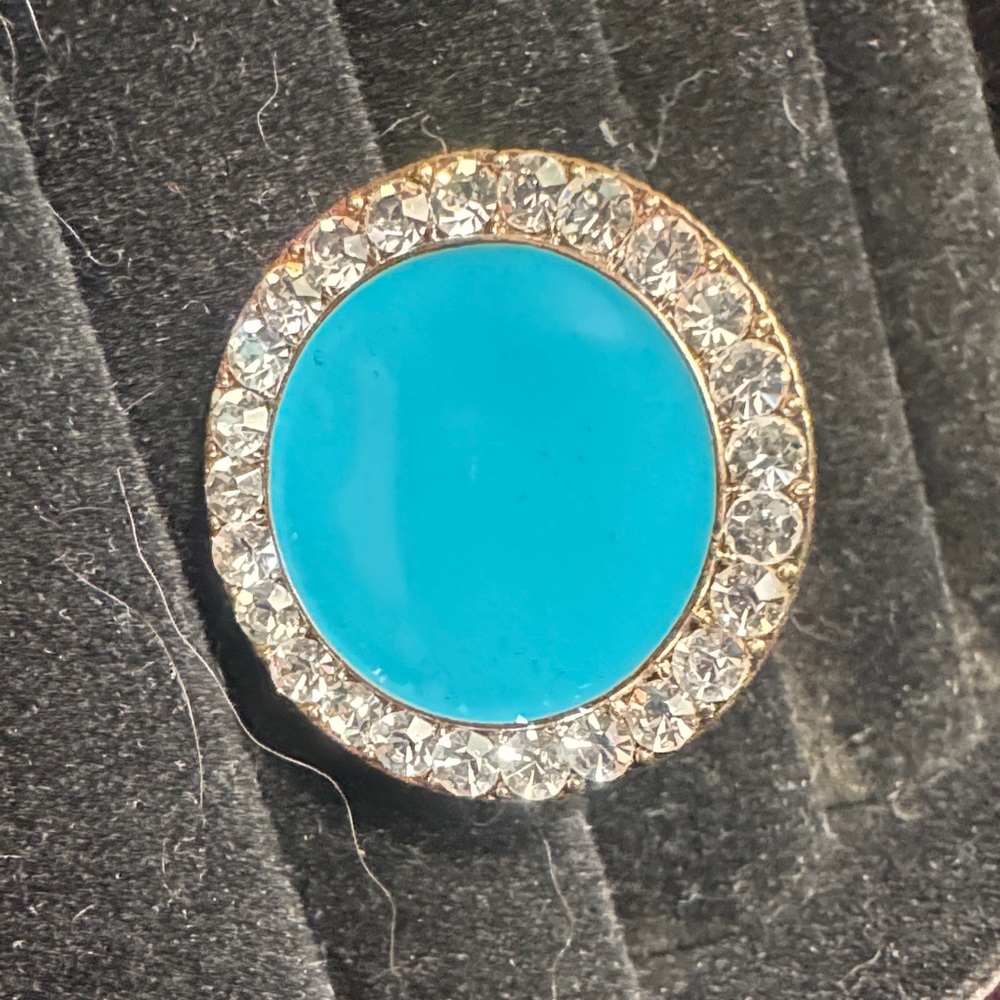 Elegant Turquoise and Silver Women's Ring